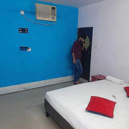 Hotel O Rl Residency Ghaziabad Bagian luar foto