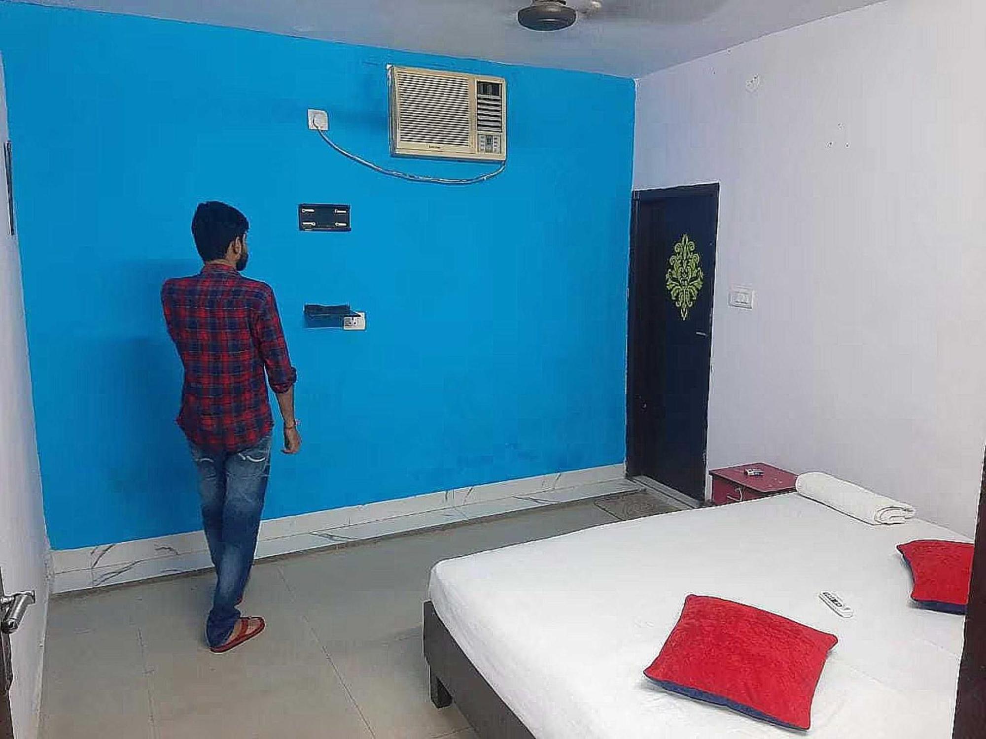 Hotel O Rl Residency Ghaziabad Bagian luar foto